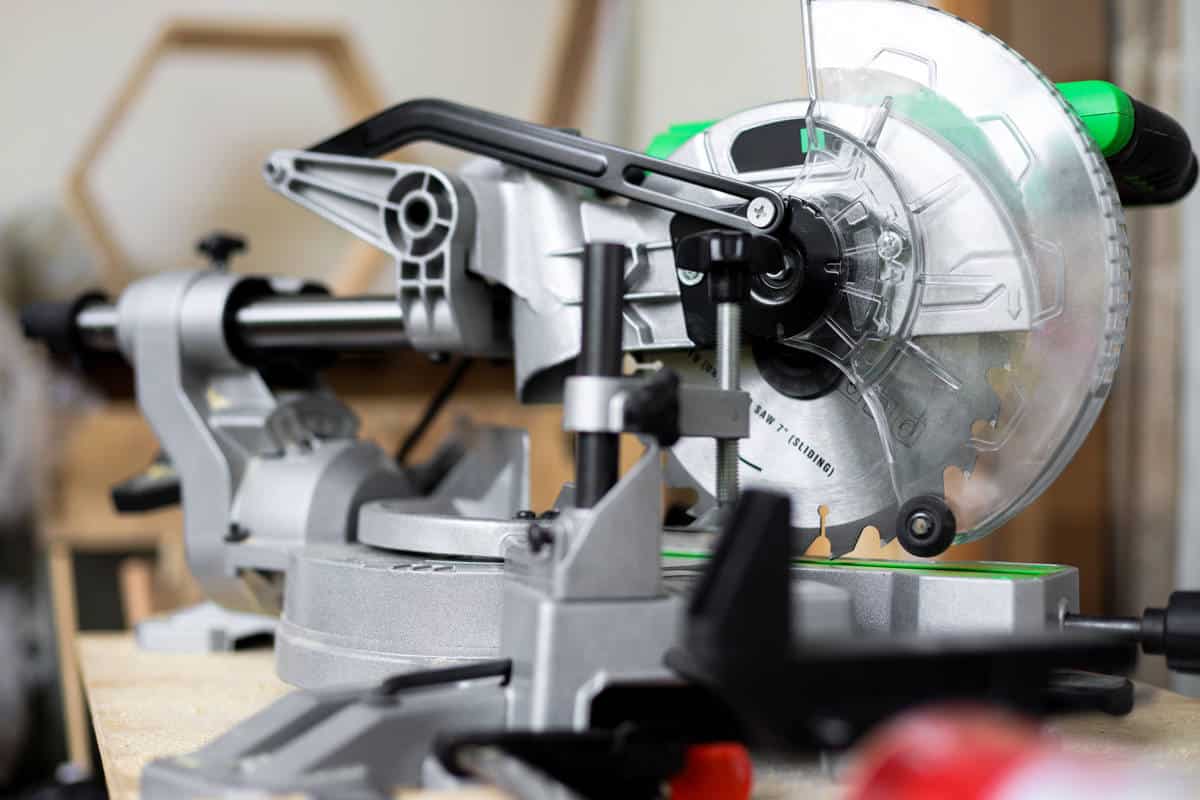 radial arm saw vs miter saw