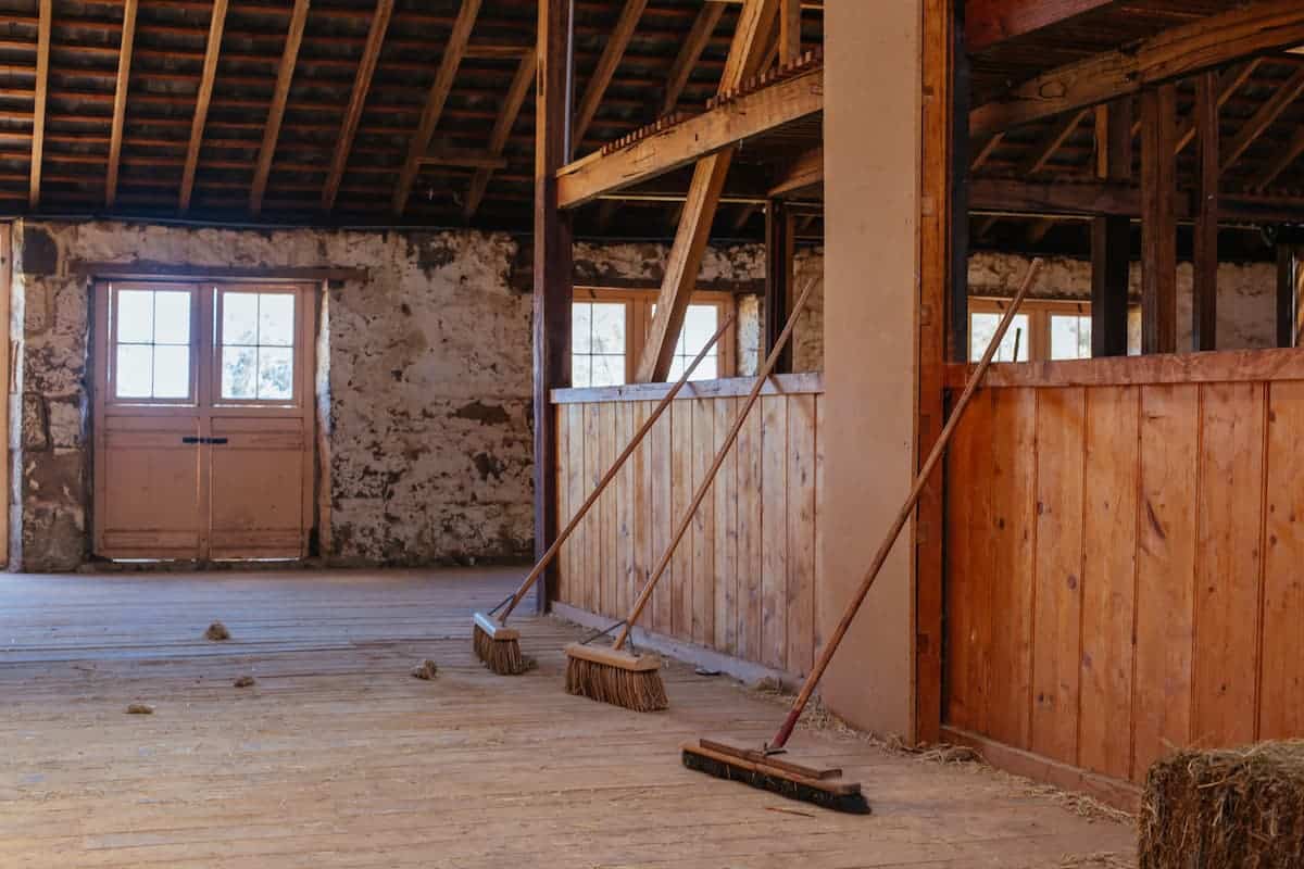 barn floor ideas